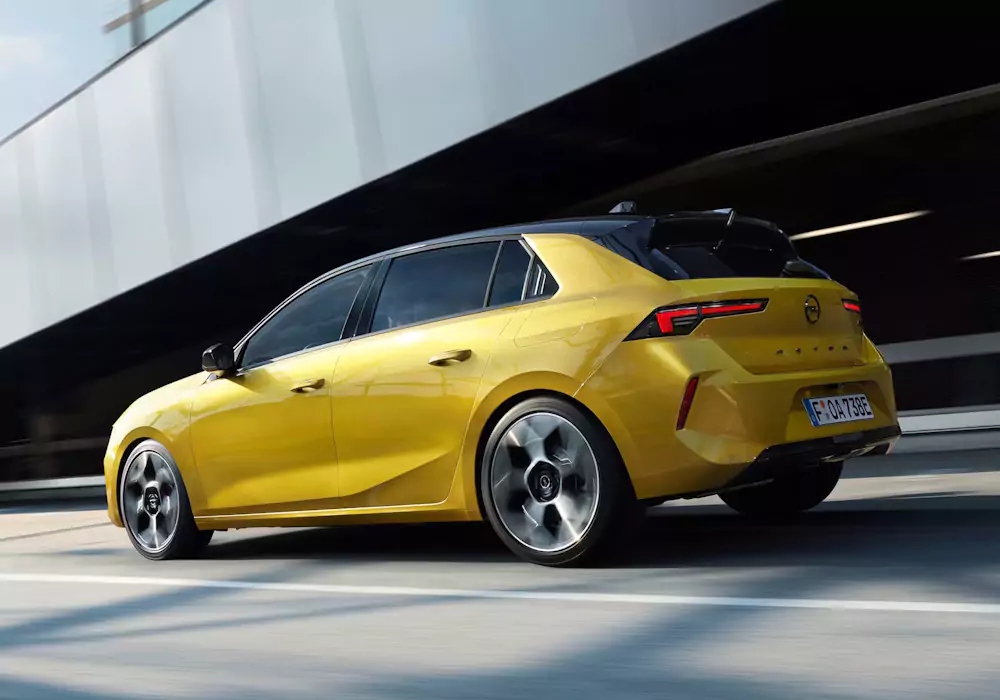 carros-automáticos-pequenos-opel-astra Carros automáticos pequenos Opel Astra