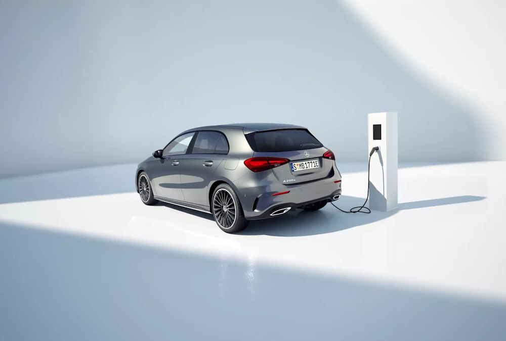 classe-a-mercededs Mercedes Benz Classe A, carro pequeno citadino híbrido plug in