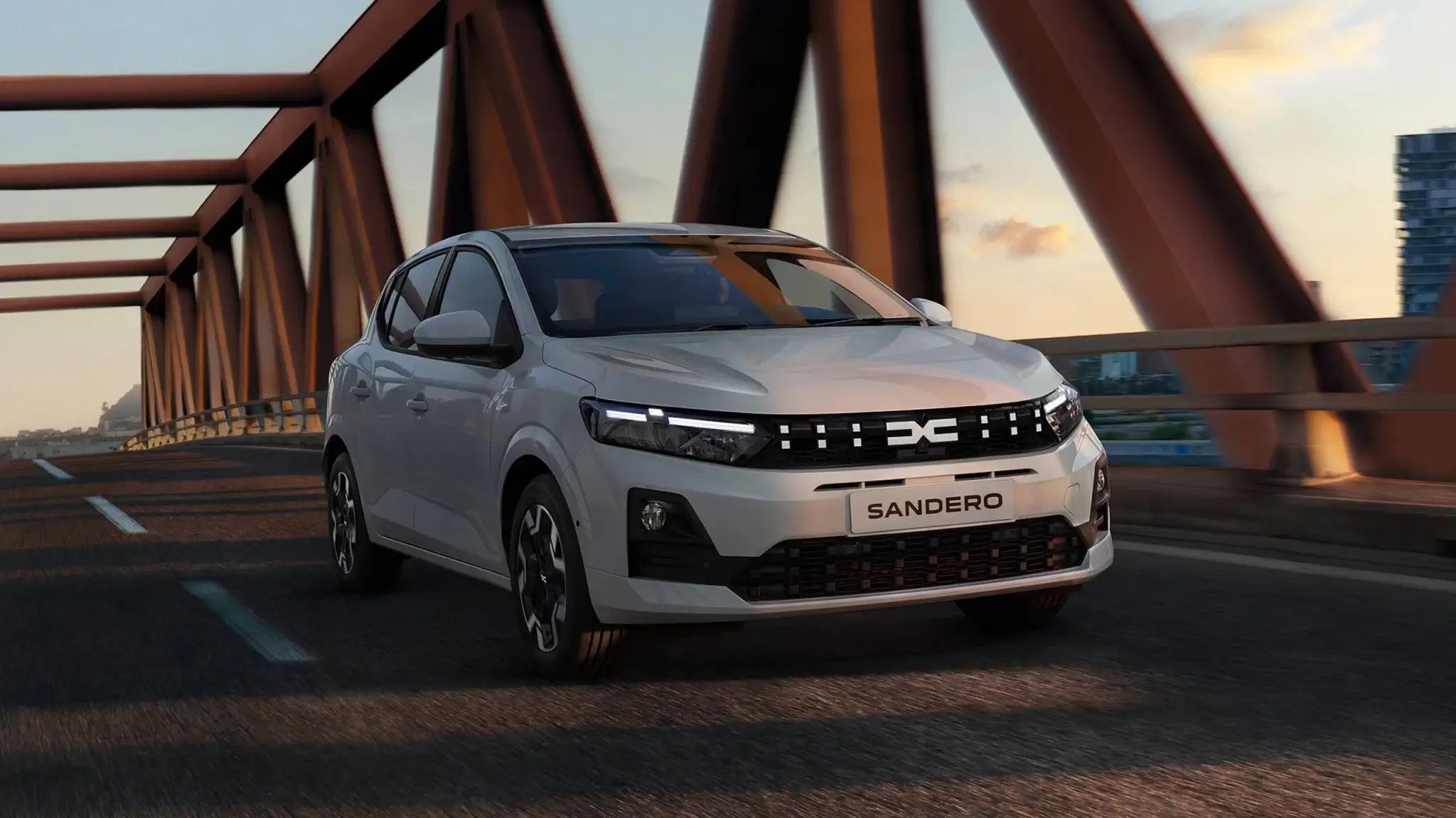 novo dacia sandero 2026 em branco visto de frente