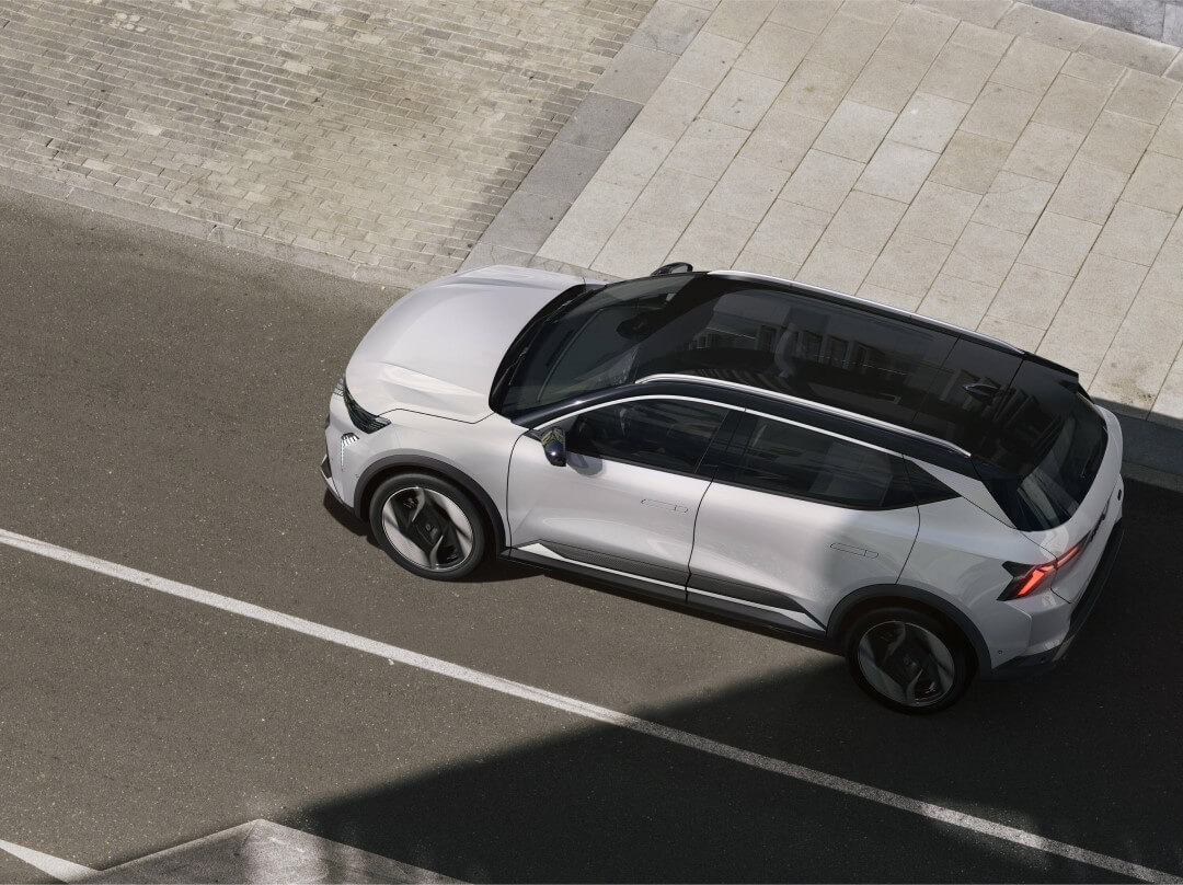 Renault Scenic E-tech elétrico visto de cima