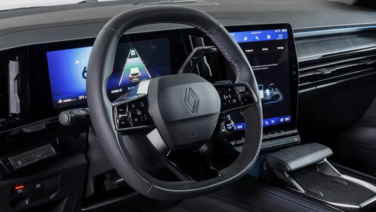 Tecnologia: volante e painel digital