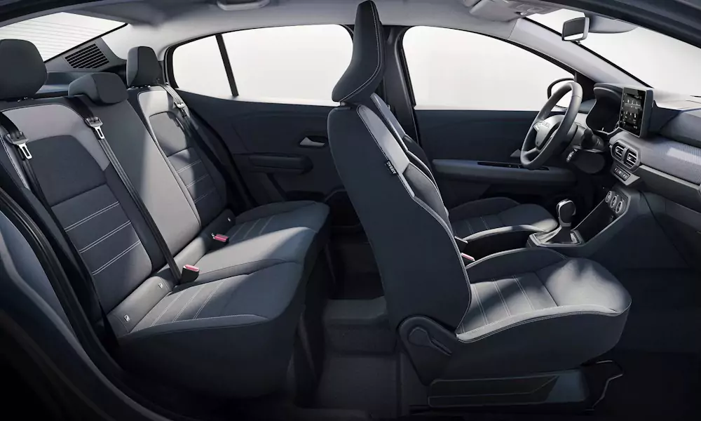 interior-logan bancos no interior do Dacia Logan