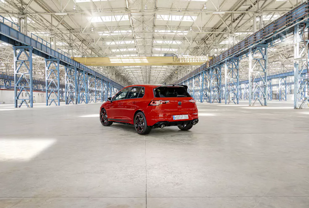 volkswagen-golf-gti-edition-50 (1) Volkswagen Golf GTI Edition 50 trás