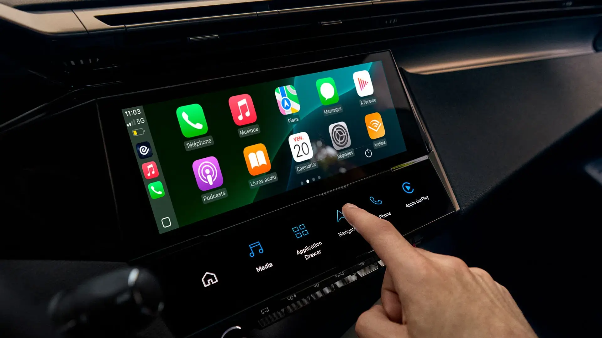 Ecrã tátil do novo Peugeot 308 SW 2025