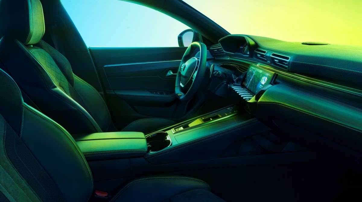 Peugeot 508 PSE interior