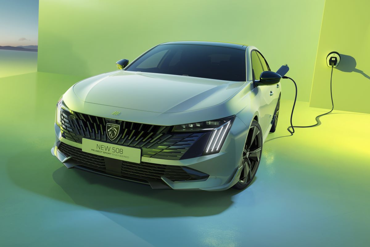peugeot-508-pse-plug-in Peugeot 508 Sport Engineered (PSE) Hybrid Plug-in a carregar