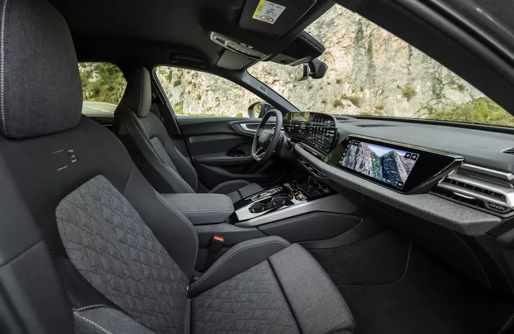 audi-a5-limousine-interior Audi A5 Limousine interior