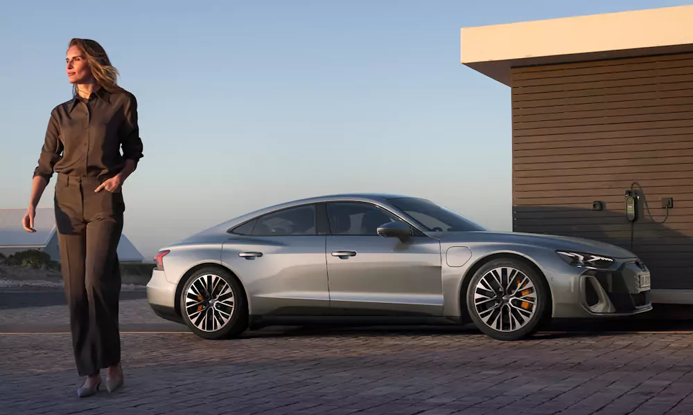 e-tron-bateria audi e-tron 100% elétrico a carregar