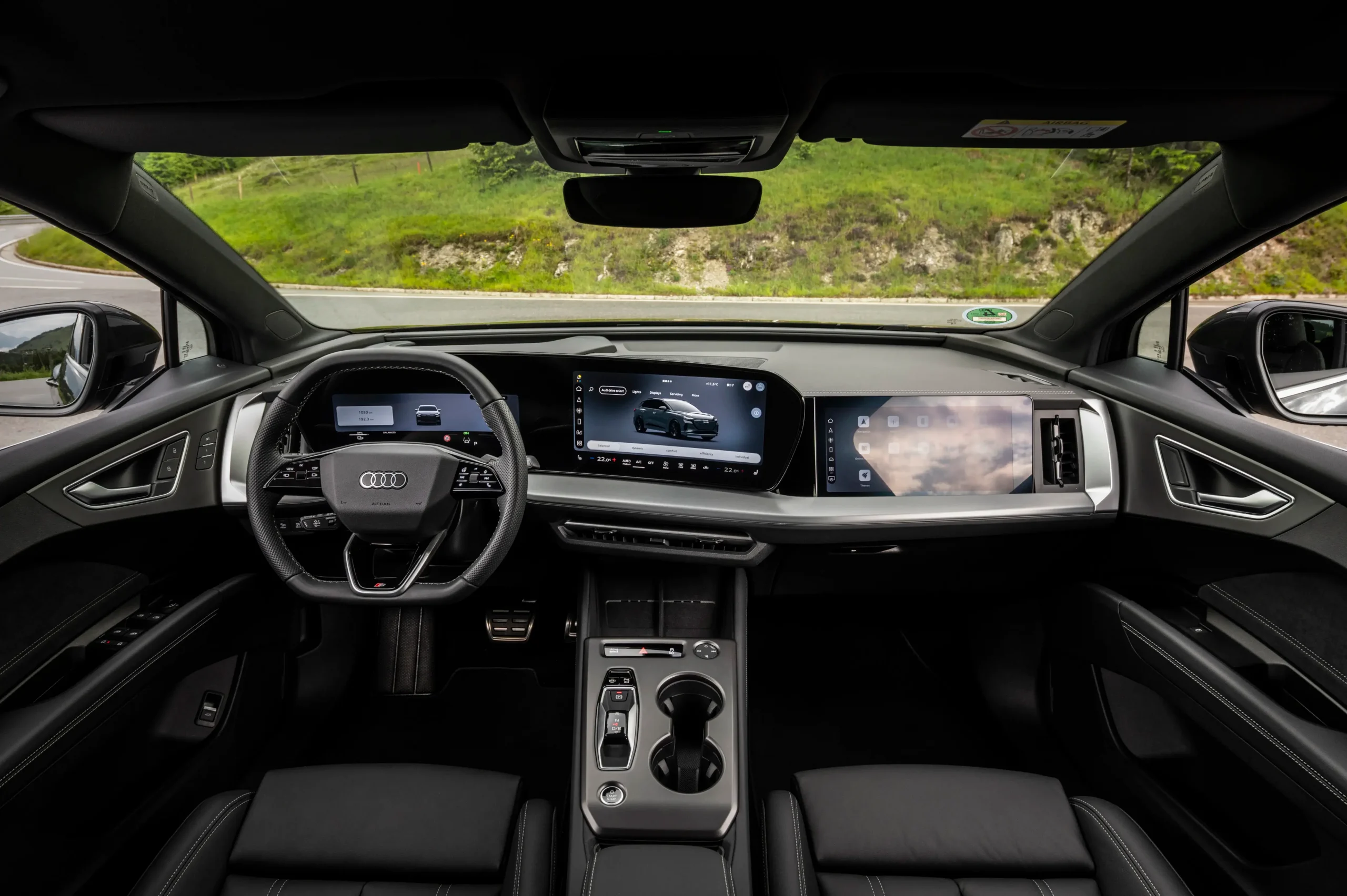 Vista interior do Audi Q4 e-tron Sportback