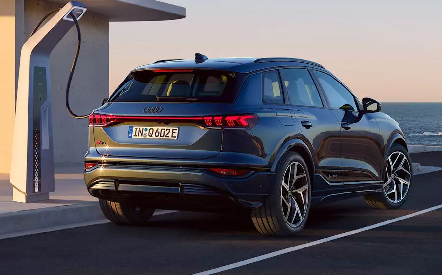 audi-q6-carregar Audi Q6 a carregar