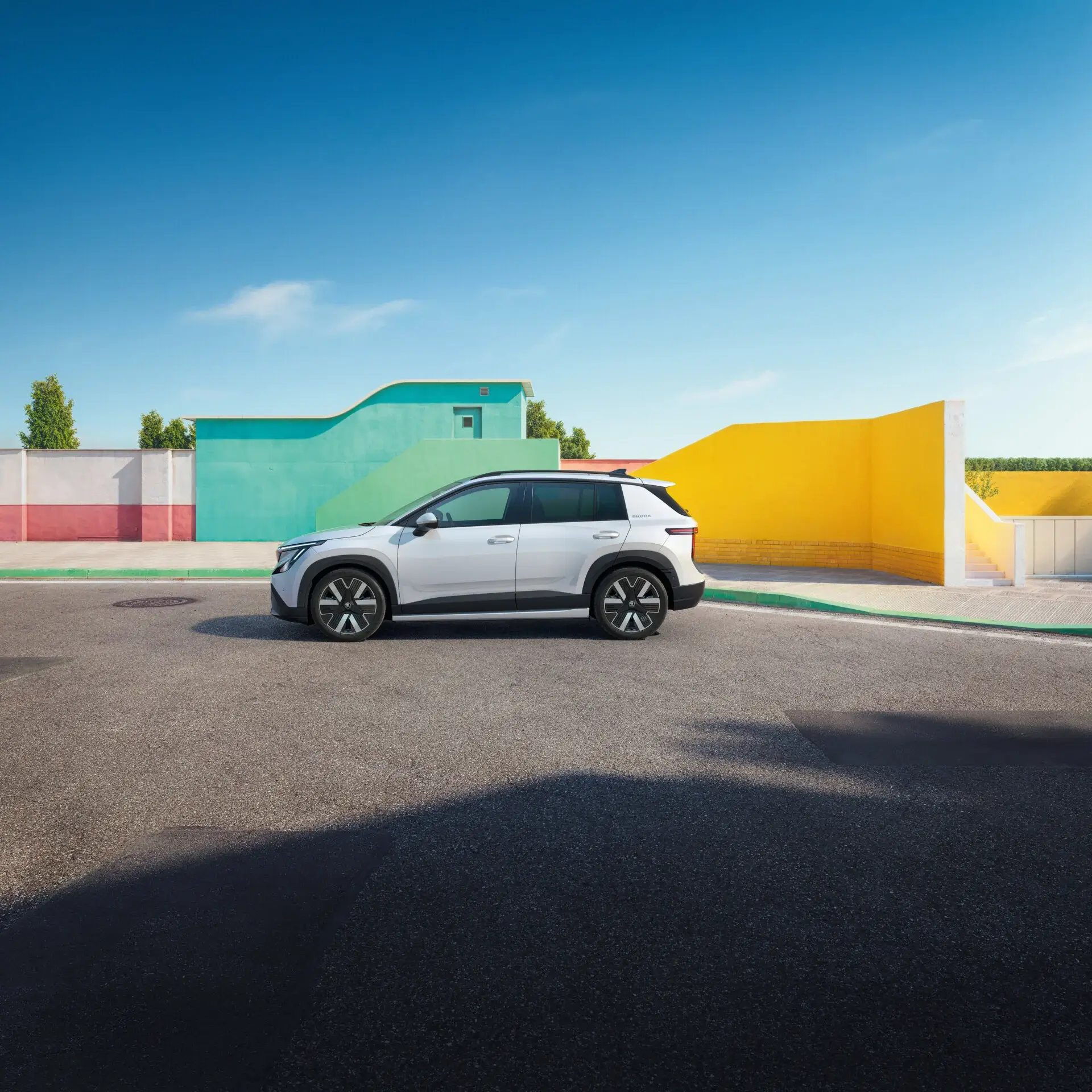 Skoda Epiq visto de lado