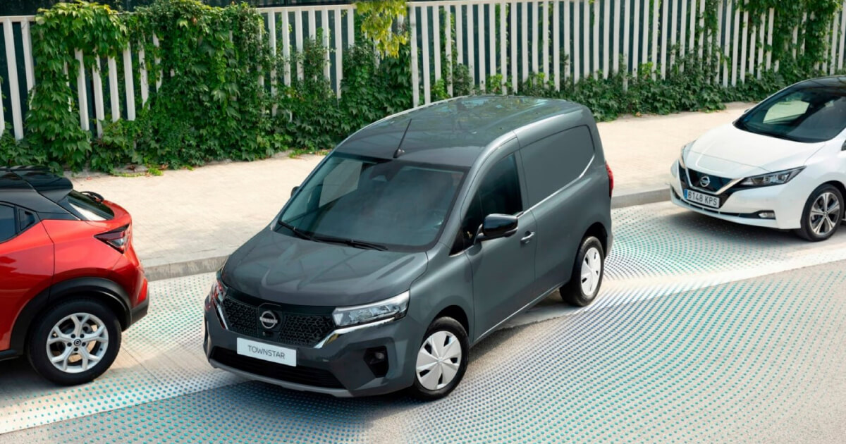 design do Nissan Townstar design do Nissan Townstar