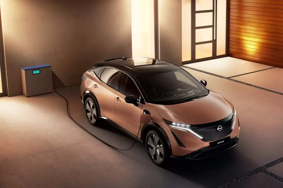 nissan-ariya-carregar nissan elétrico a carregar