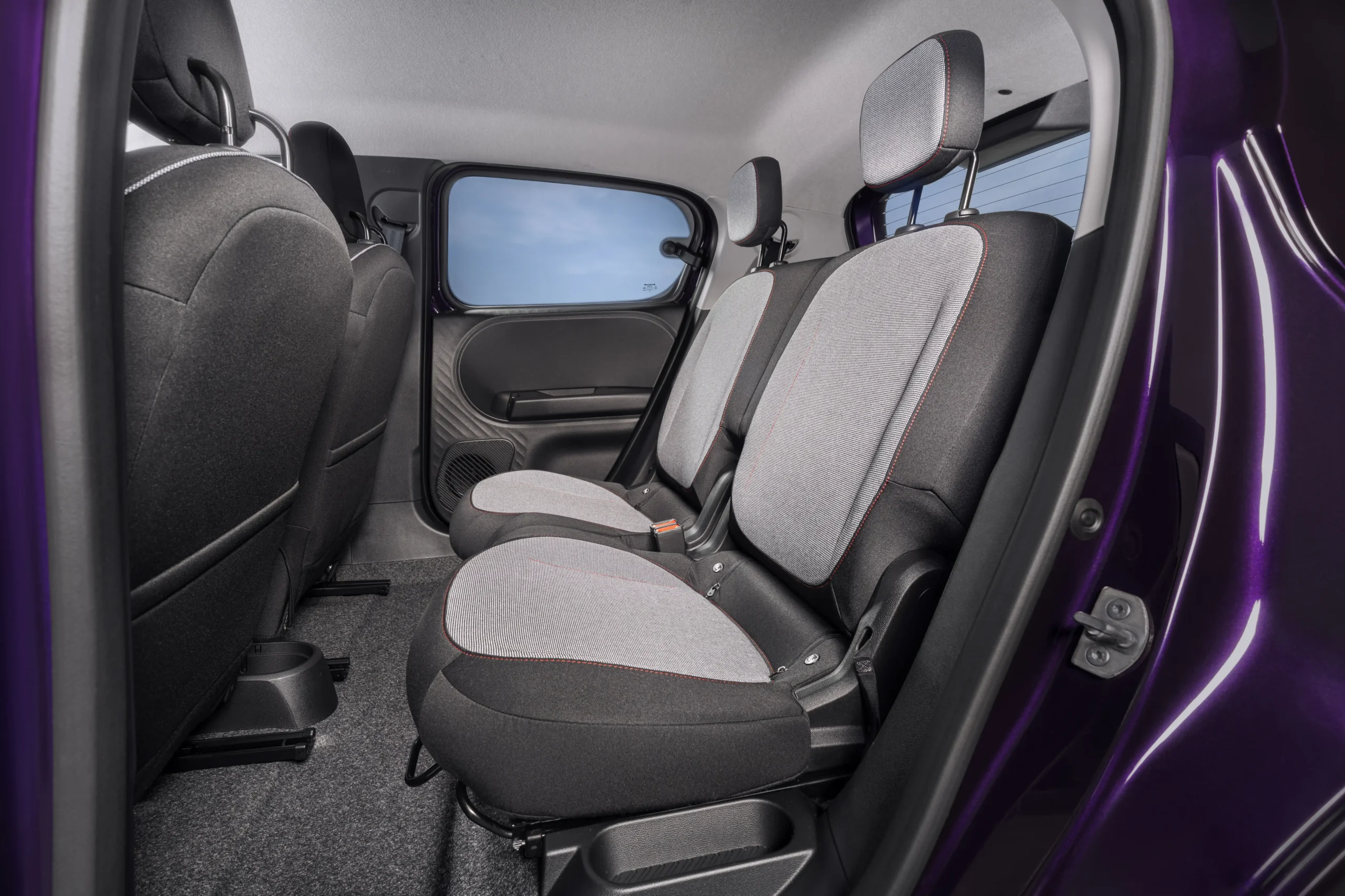 Vista interior do Nissan PIXO