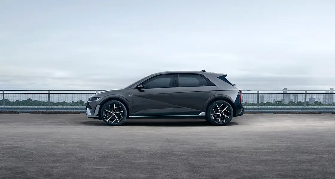 IONIQ-5 N vista lateral