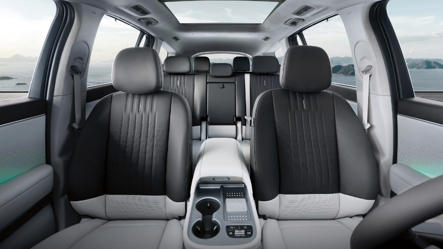Hyundai IONIQ 9 interior