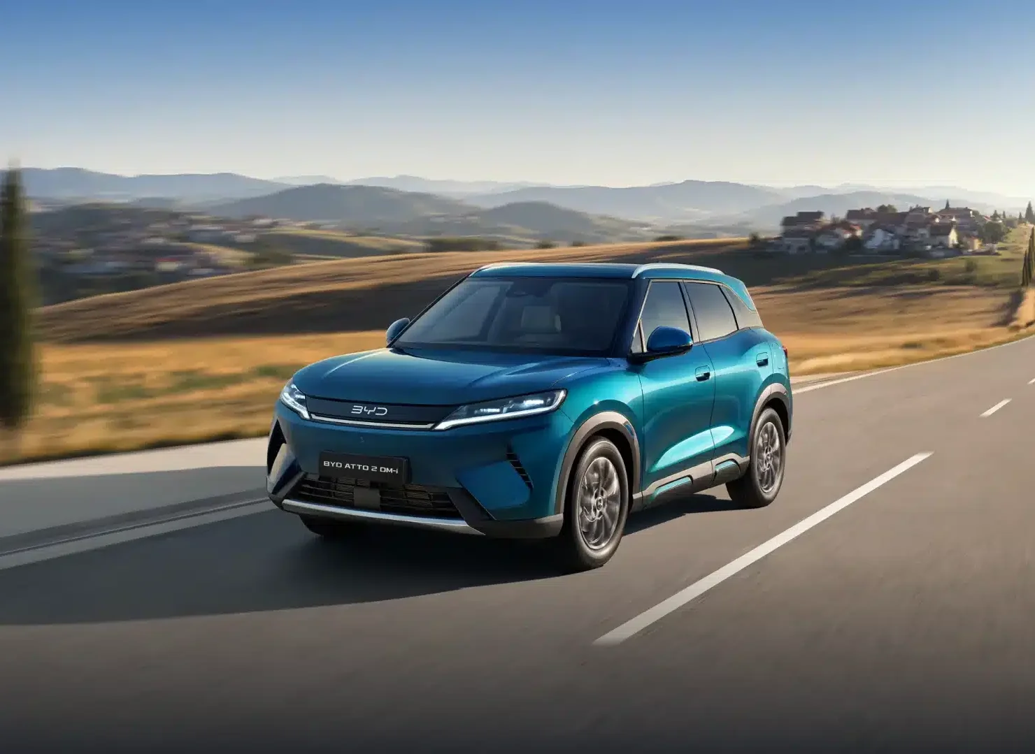 BYD ATTO 2 DM-i a andar na estrada