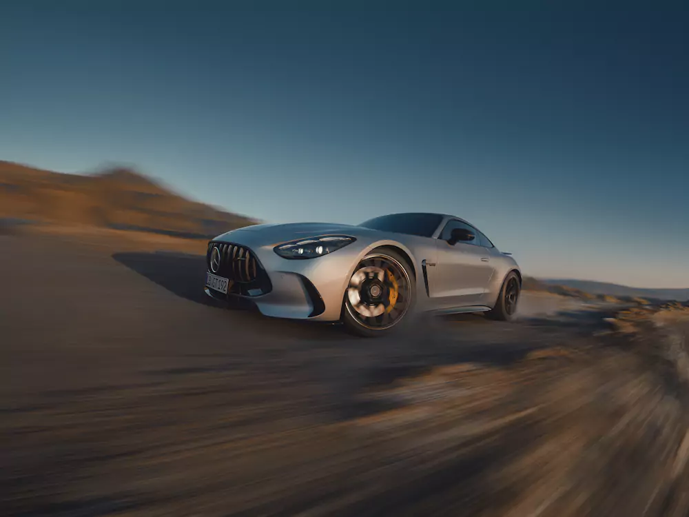 amg-gt-coupe Mercedes AMG-GT Coupé na pista