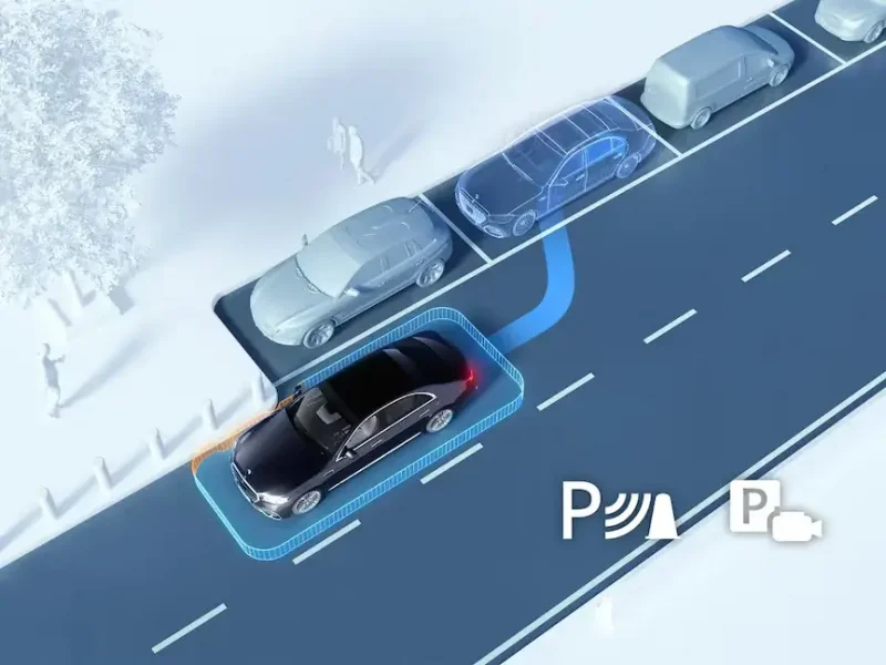 Sistema de assistência de estacionamento Mercedes-Benz CLA Shooting Brake