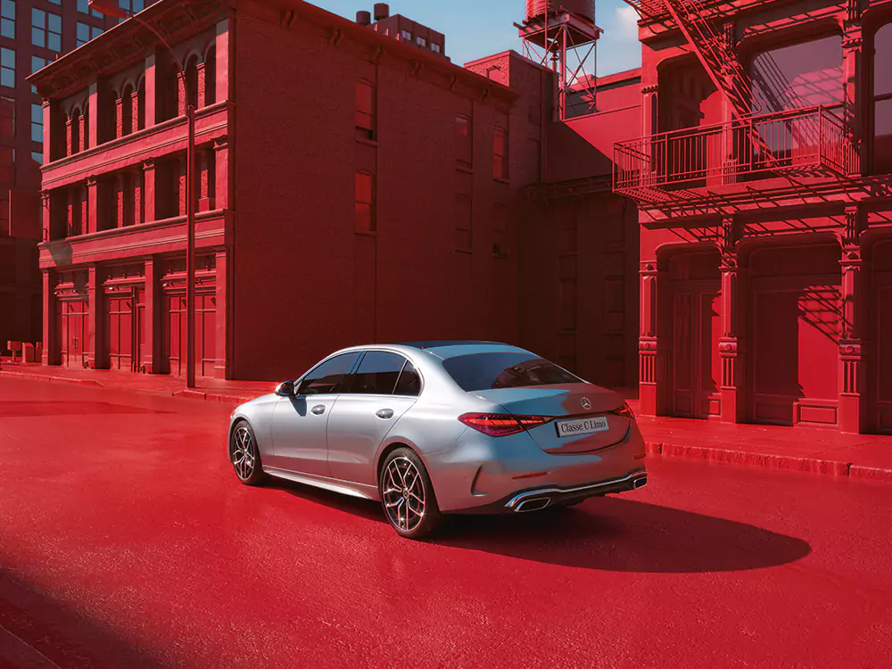 Mercedes Classe C Limousine em cinzenta vista traseira