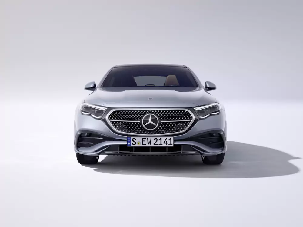 classe-e Classe E Limousine