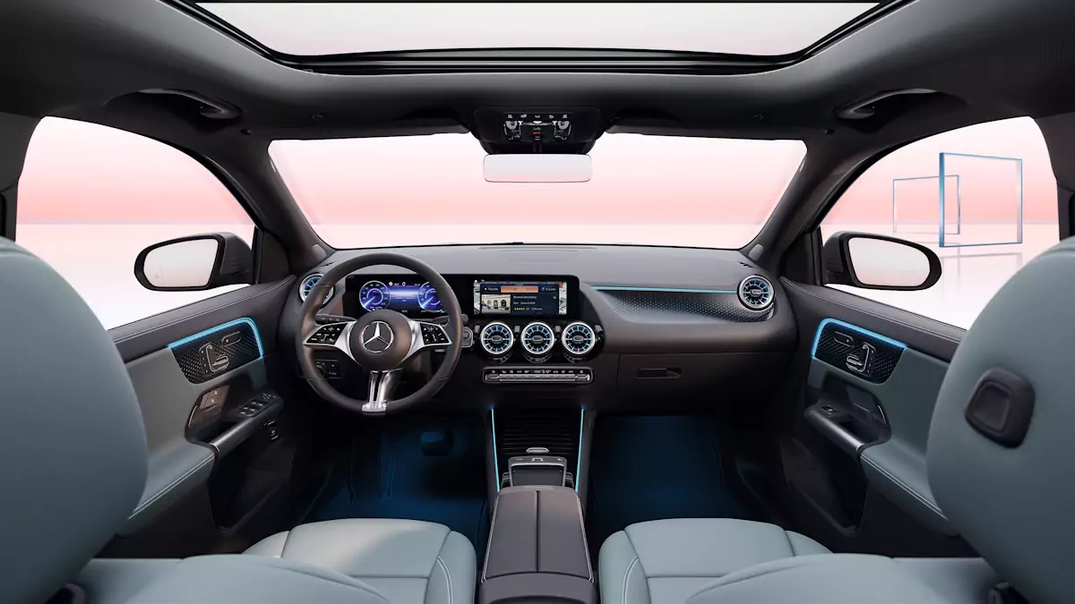 interior-eqa interior novo Mercedes elétrico EQA: teto panorâmico e cockpit digital
