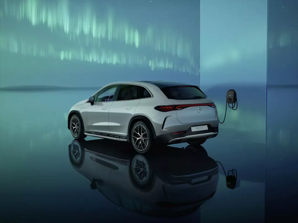 mercedes-eqe-suv Mercedes-Benz EQE SUV