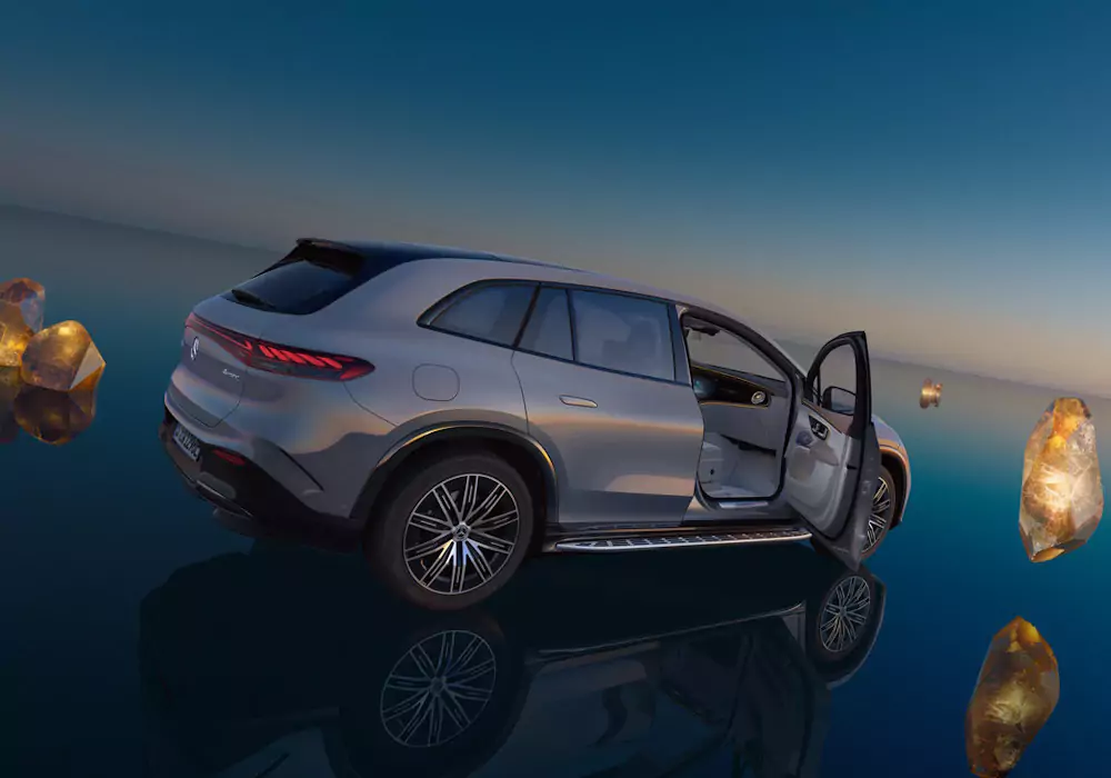 mercedes-eqs-suv-exterior Mercedes EQS SUV exterior