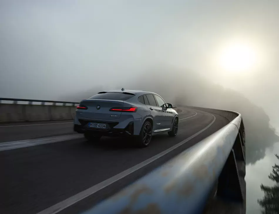 bmw-x4-2024 BMW X4 2024