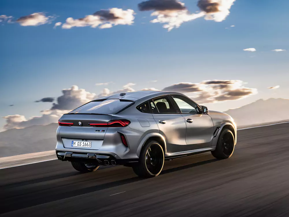 BMW X6 M Competition em andamento