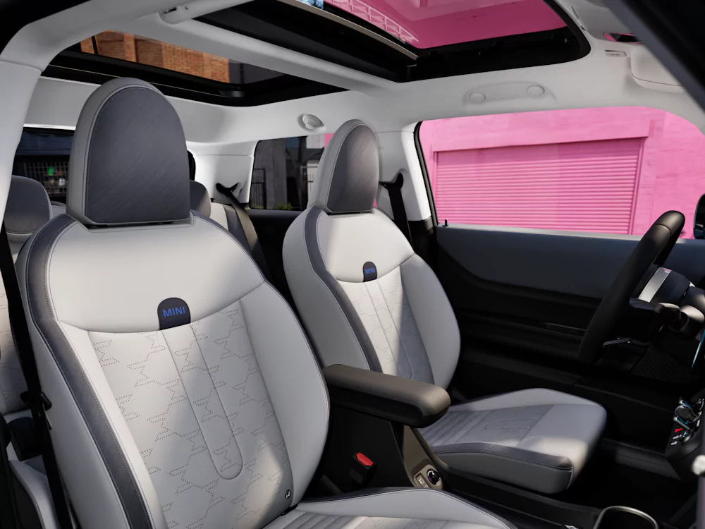 interior-mini-cooper-3-portas bancos no interior do MINI Cooper 3 portas