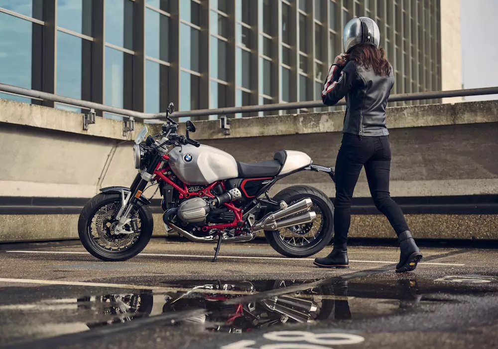 R12 NineT equipamento