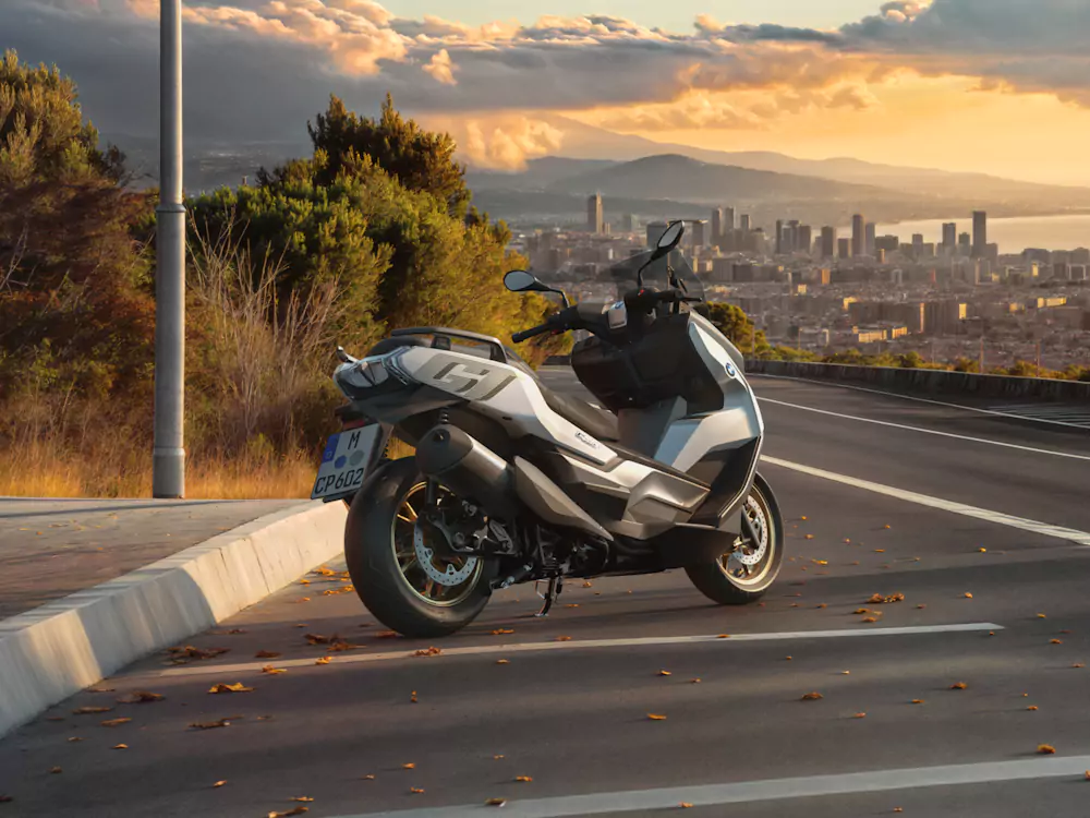 c400gt-2025 design da scooter C400GT 2025