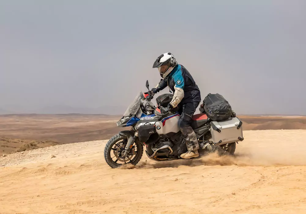 bmw-r-1300-gs-adventure-modelo BMW R 1300 GS Adventure modelo