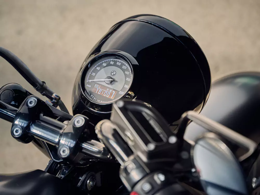 velocimetro-r18-roctane velocímetro mota BMW