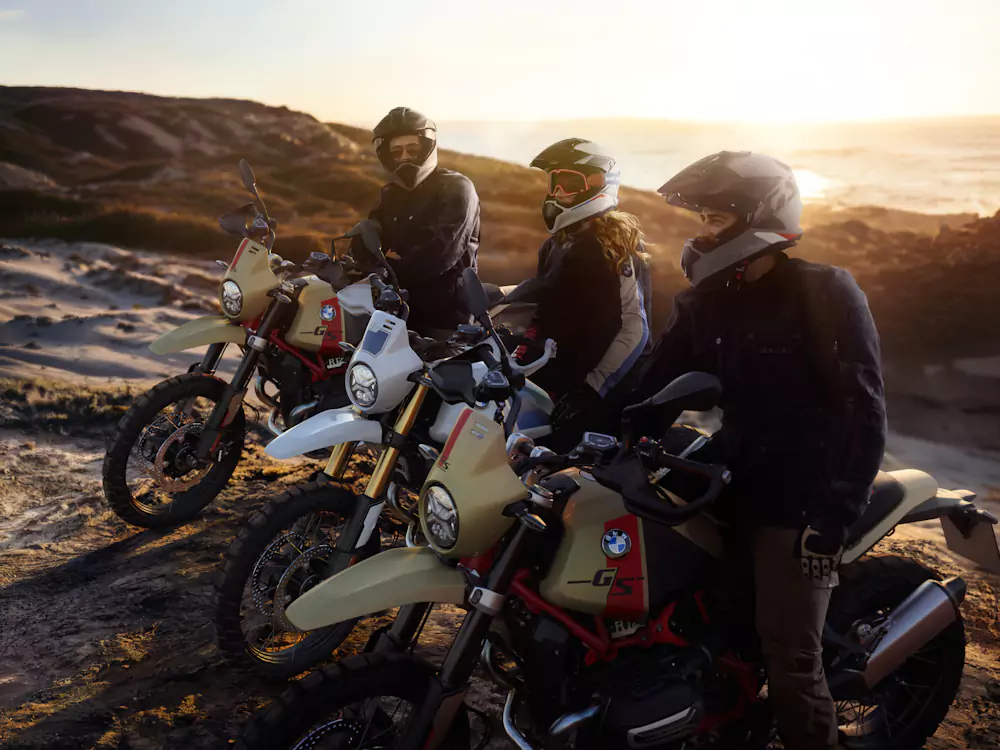 r12-gs-cores BMW R 12 G/S em branco light e 719 aragonite