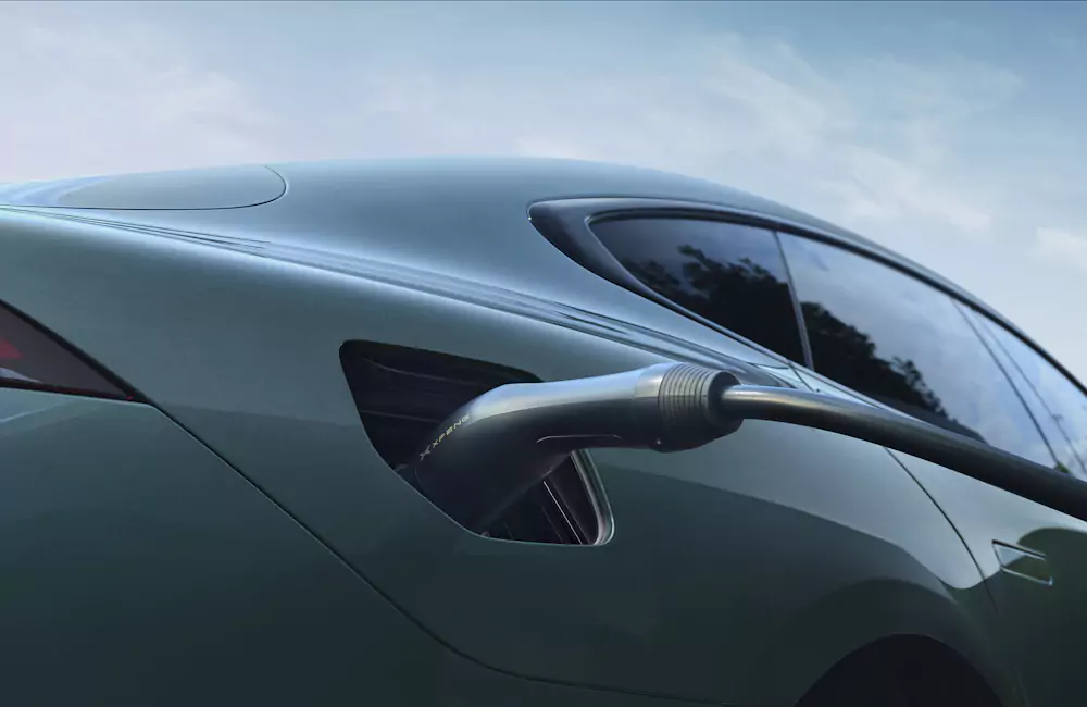 p7-eletrico XPENG P7 elétrico a carregar