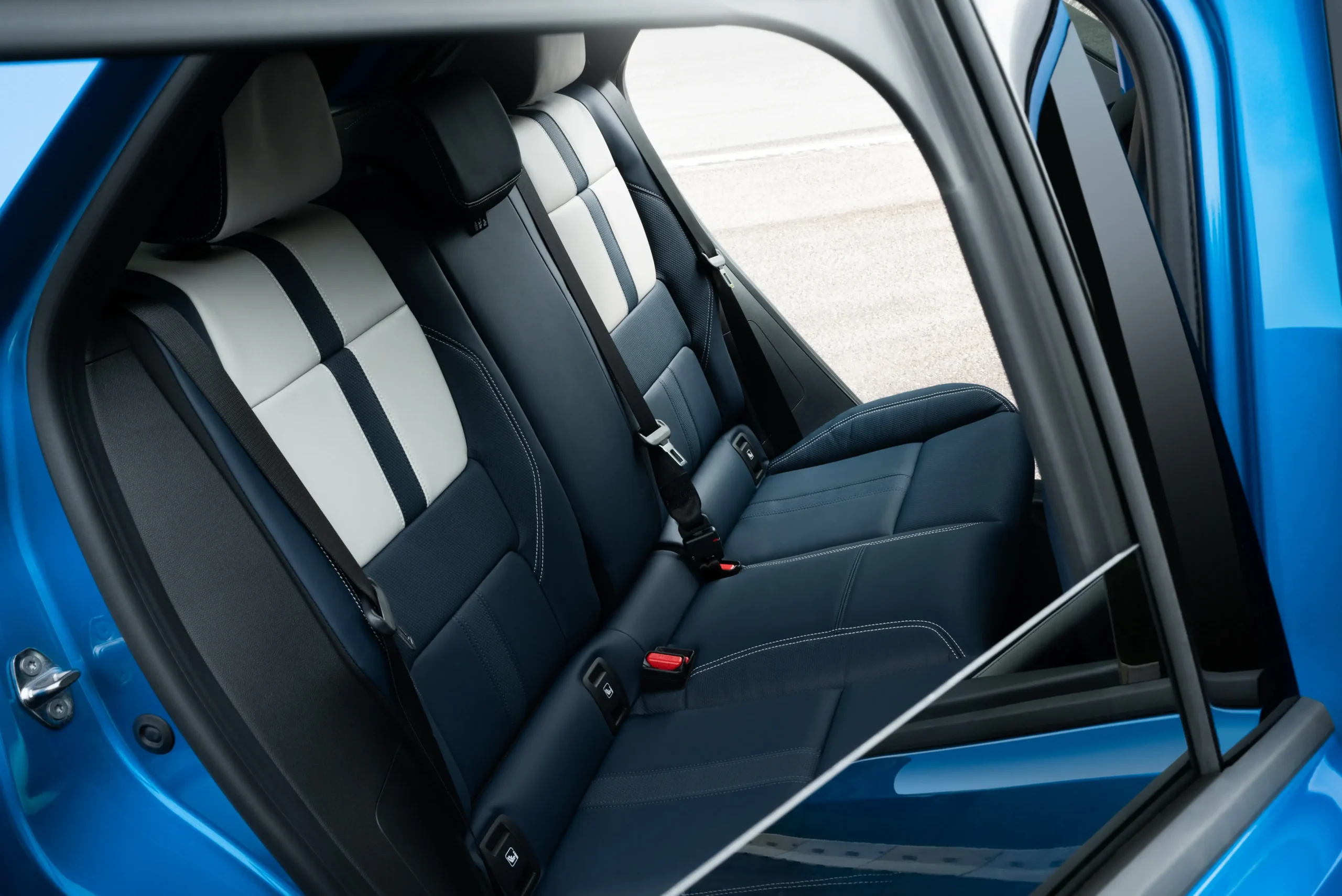 Vista do interior traseiro do Alpine A290