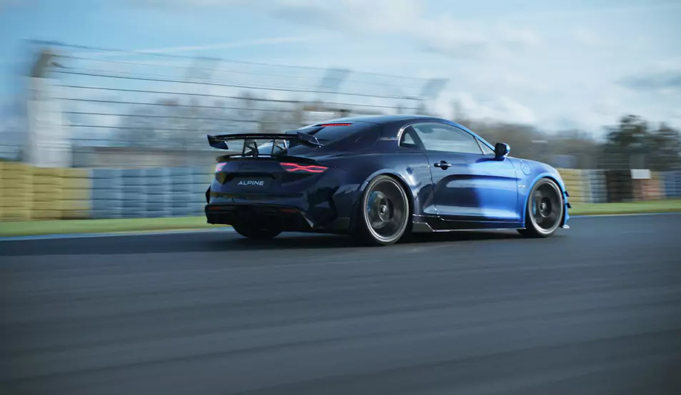 carro Alpine na pista