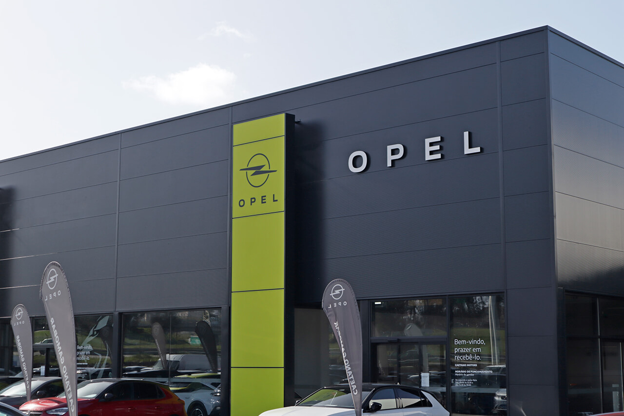 fachada_caetano_motors_opel Fachada Caetano Motors Opel