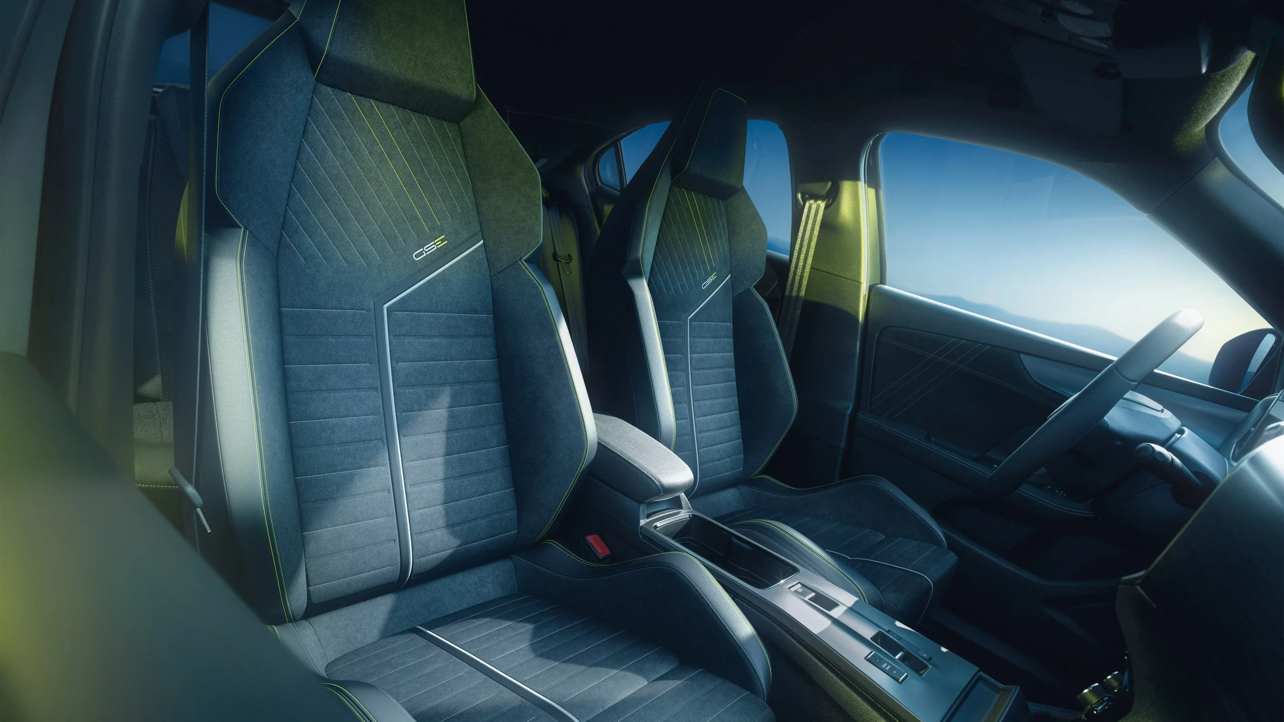 vista interior dos bancos do Opel Mokka GSE