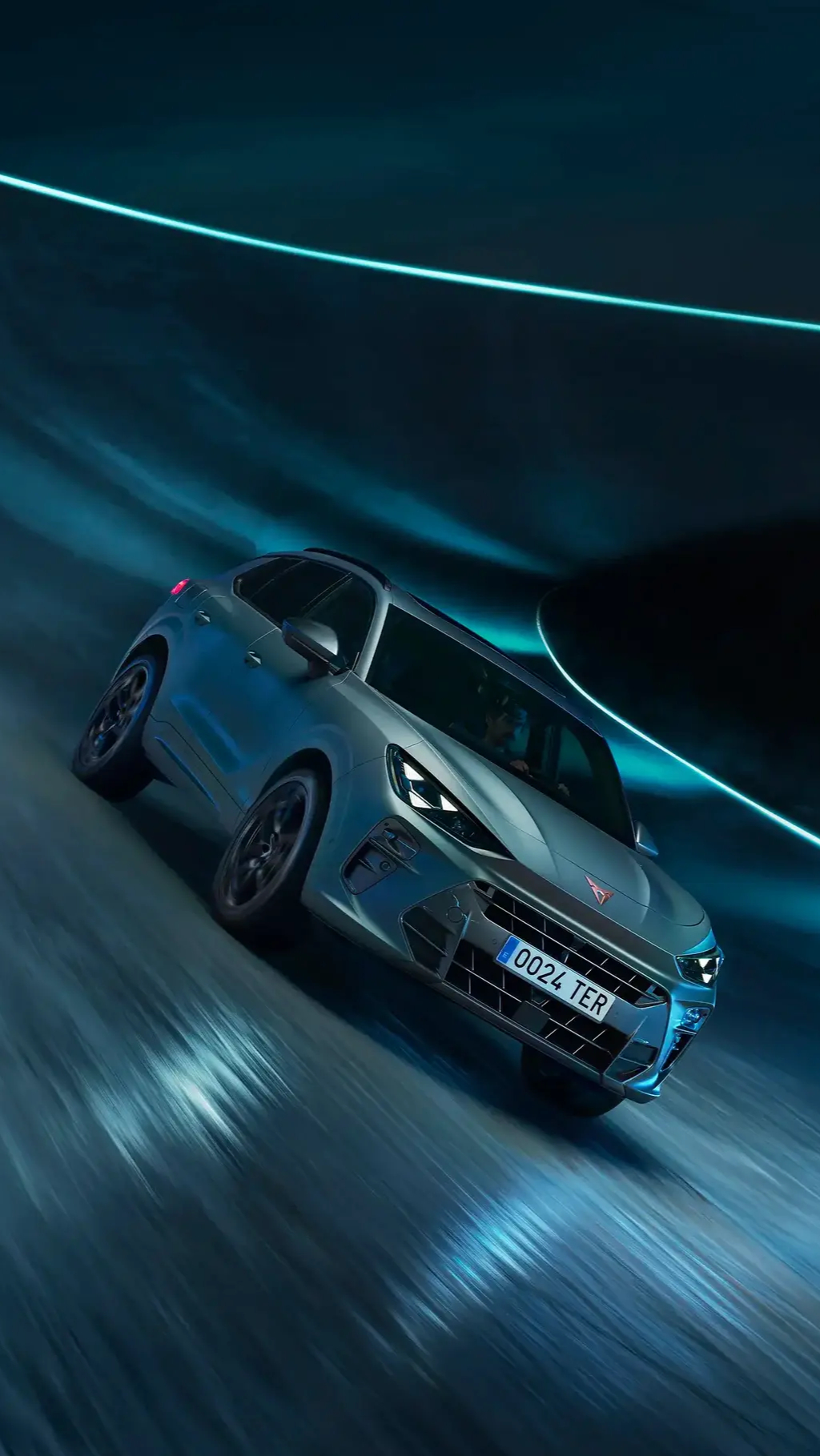 CUPRA Terramar numa pista com aspeto futurista