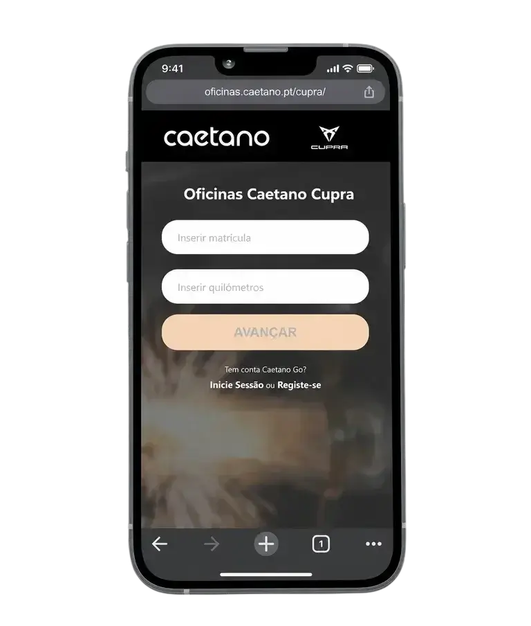 Smartphone com oficinas.caetano.pt aberto