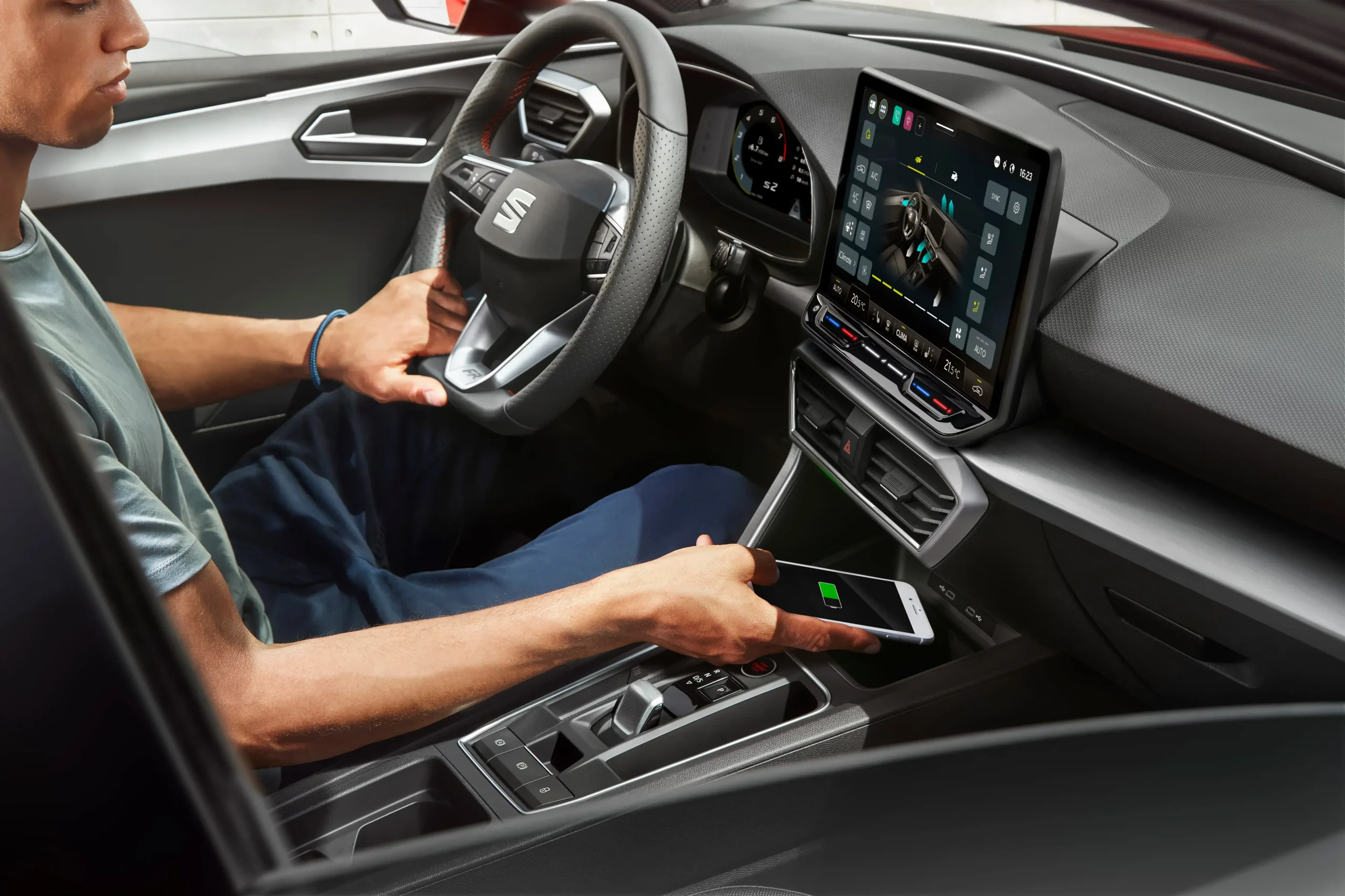 Vista interior do SEAT Leon